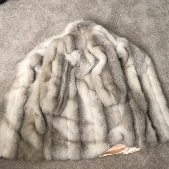 Fur Coat - Picture 2 of 3